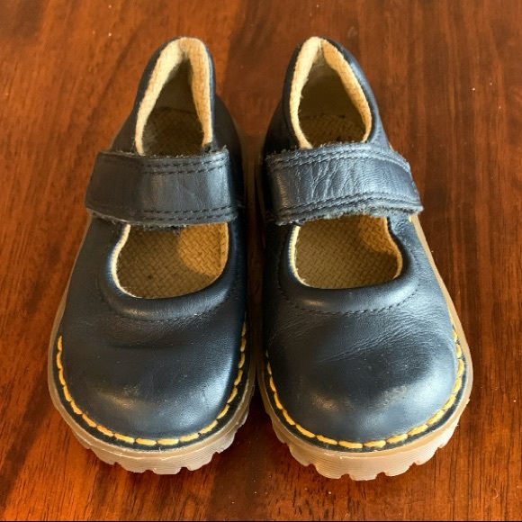 Dr. Martens Navy Leather Velcro Strap Shoes, Toodler Size 7 - Picture 2 of 7